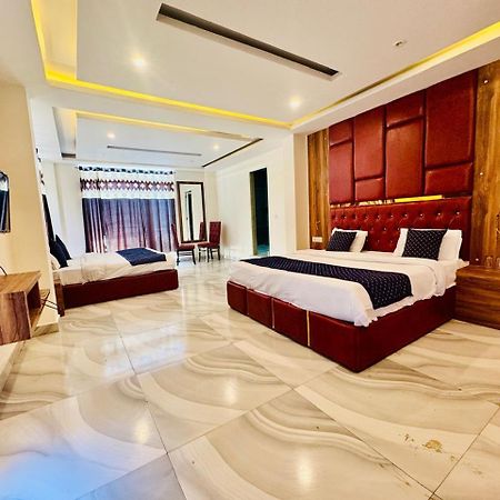 Royal Majestic View Point Lodge Manāli Exterior foto