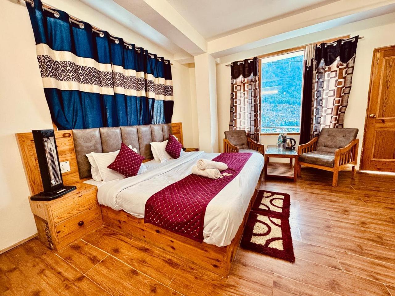 Royal Majestic View Point Lodge Manāli Exterior foto