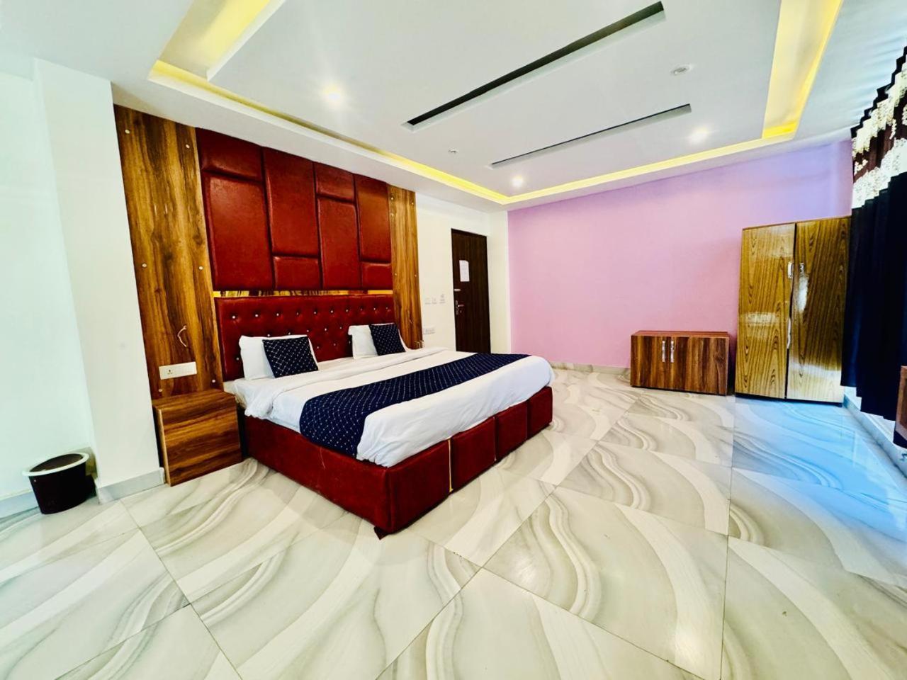 Royal Majestic View Point Lodge Manāli Exterior foto